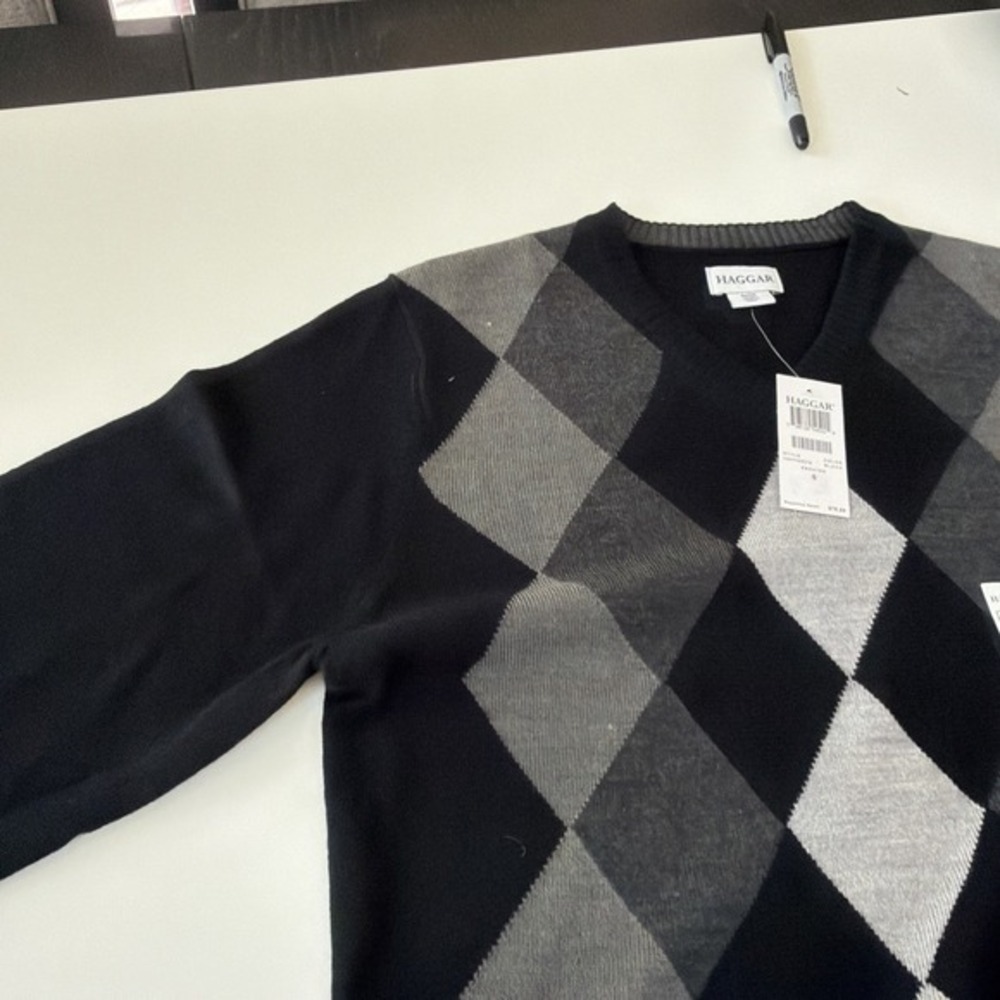 Haggar Men's Argyle Sweater S NWT 75.00. 762 - Picture 5 of 13